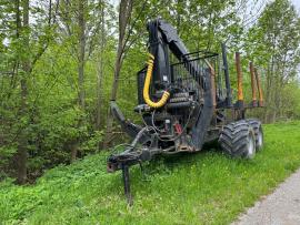 Gozdarski traktor VALTRA T193 | Gozdarski stroji | Stroji za obdelavo lesa | KOMITrade s.r.o.