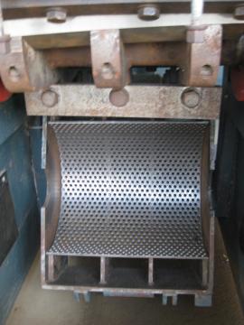 Drobilnik in sekalnik Mlyn na drevo CASTULIK MN300 |  Obdelava lesnih odpadkov | Stroji za obdelavo lesa | Ing.Častulík, s.r.o.